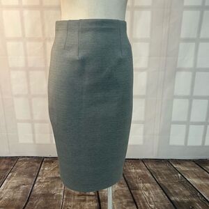 🔥🔥5 for $25🔥🔥 Express Grey super soft Pencil scuba feel Skirt Size Small